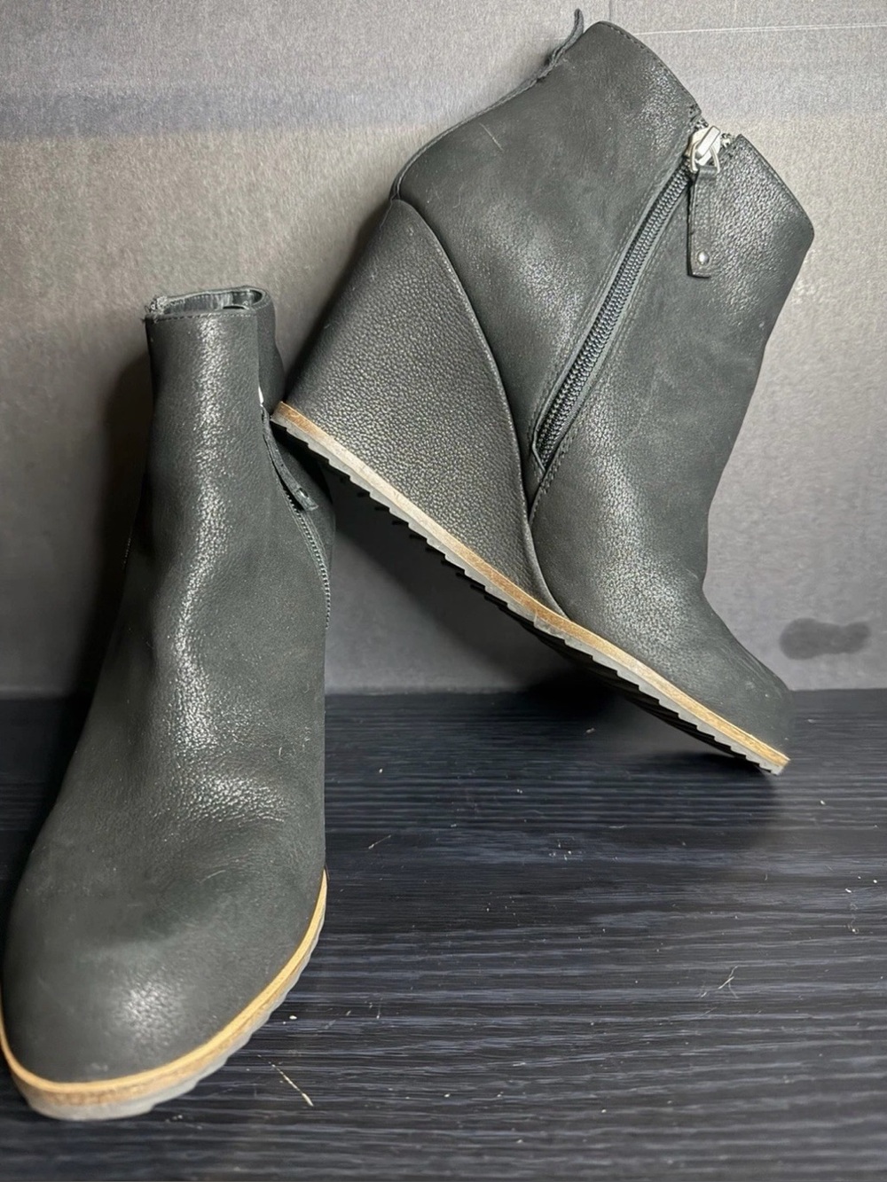 Linea Paolo Black Wedge Ankle Boots Women's Side Zip Dress Casual Shoes